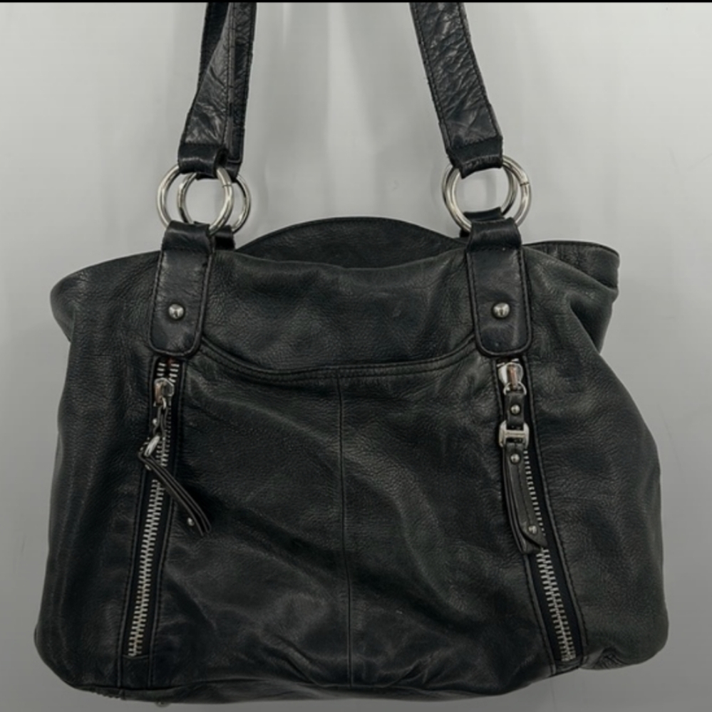 B Makowsky Black Genuine Leather Handbag Purse